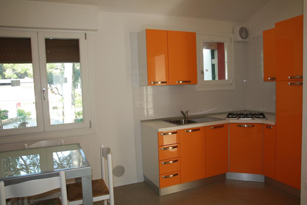 Villaggio Solveig Family Apartments Lido di Jesolo Ruang foto